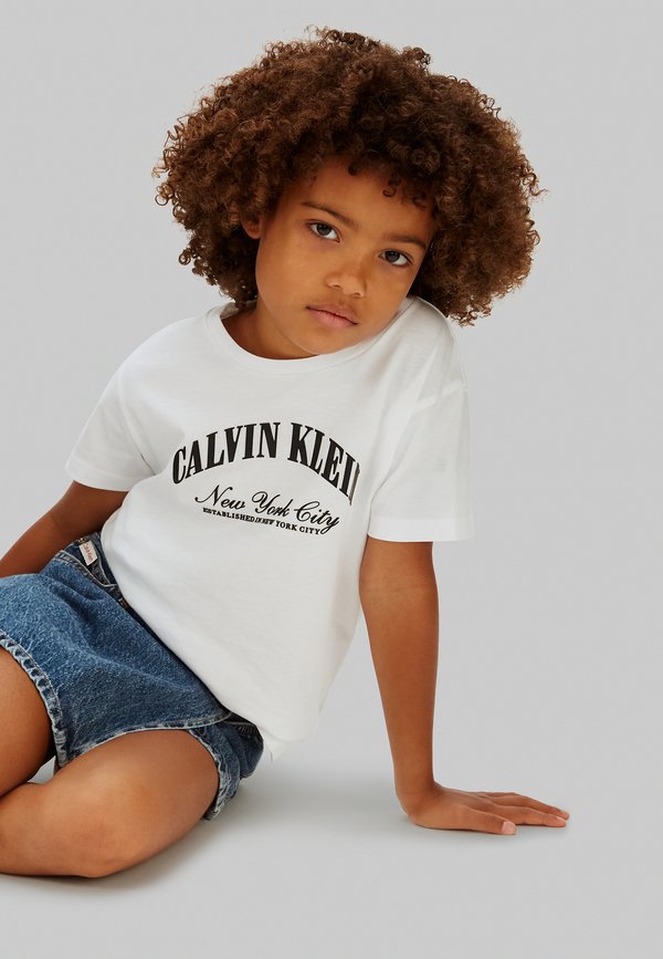 Calvin Klein Jeans LOGO