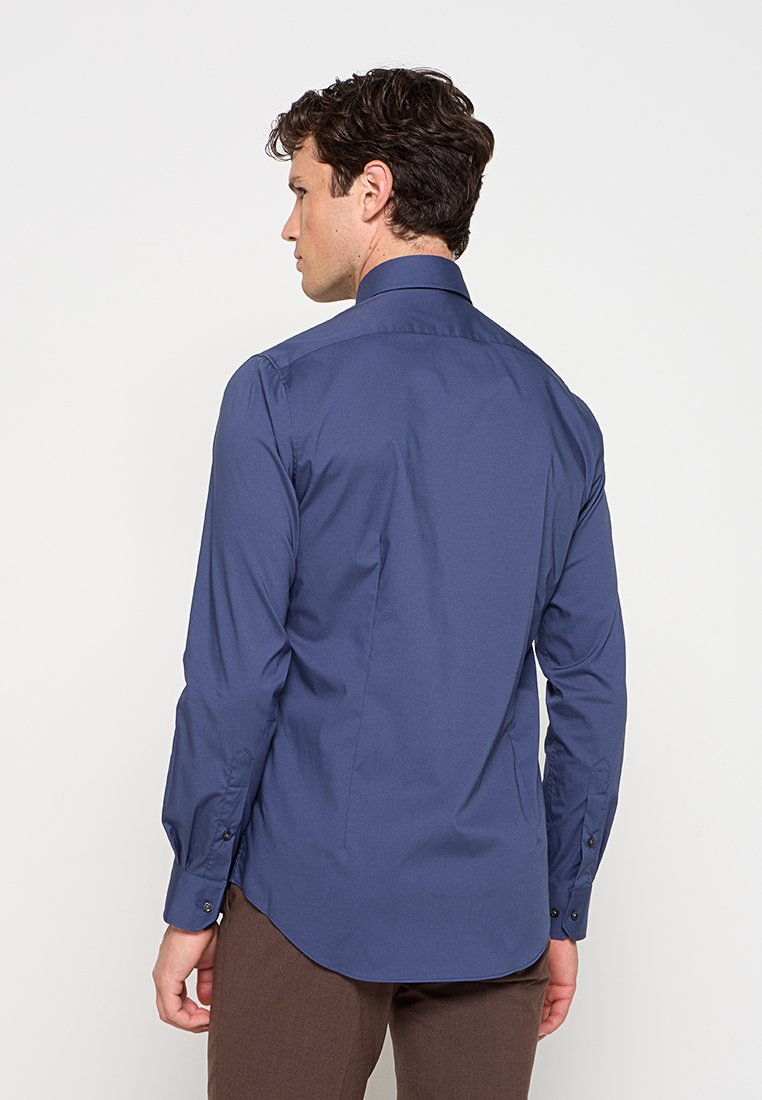 Michael Kors SLIM FIT