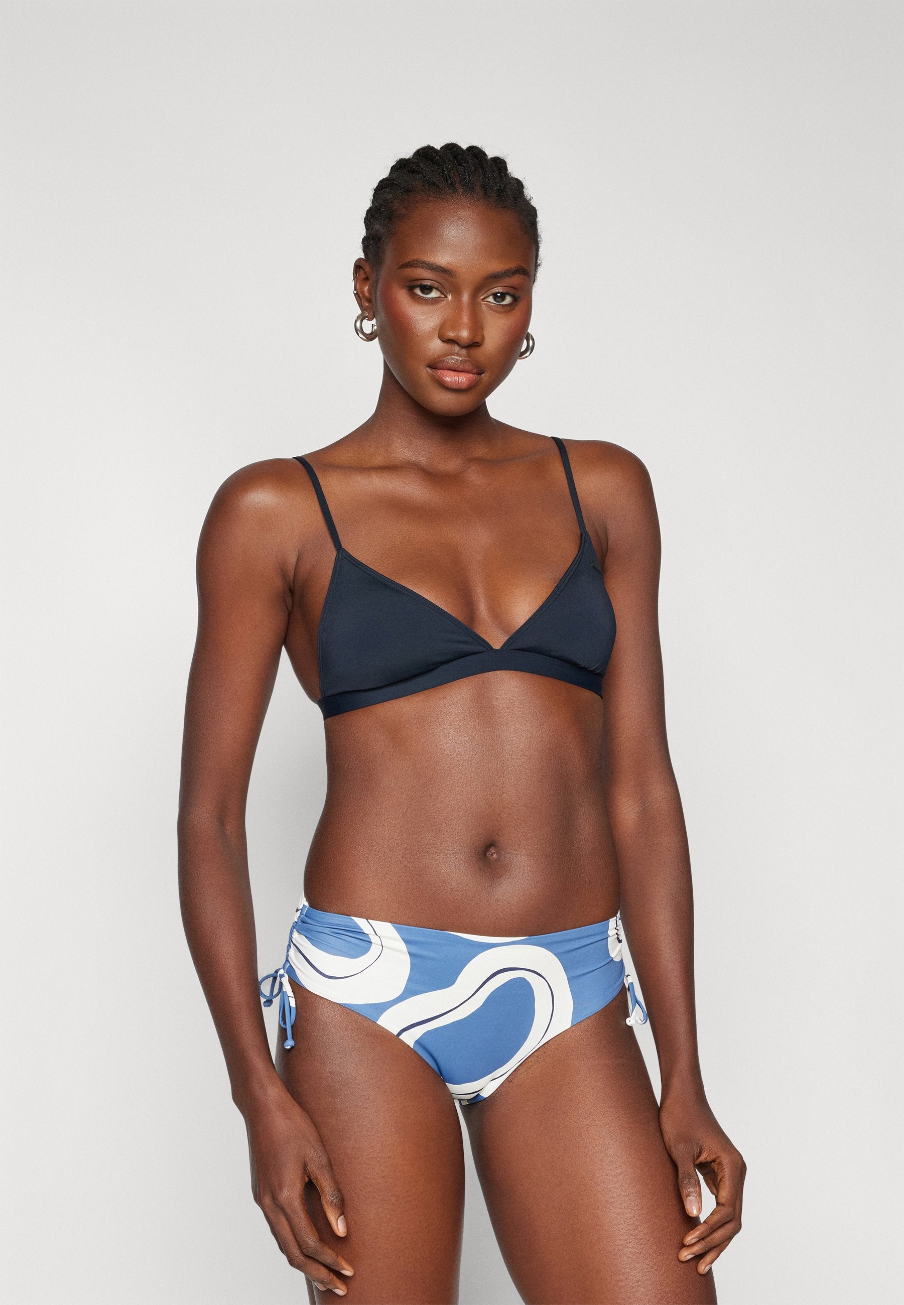 Triumph SUMMER ALLURE