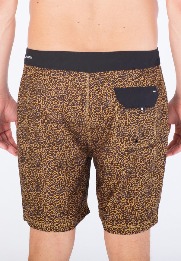 Hurley  PHANTOM CLASSIC