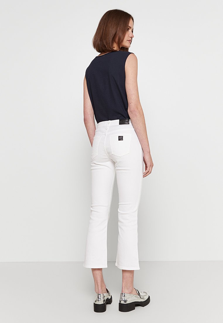 Armani Exchange Flared Jeans Media 3