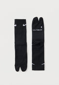 Nike Sportswear EVERYDAY TABI SOCK UNISEX - Socks - black/white