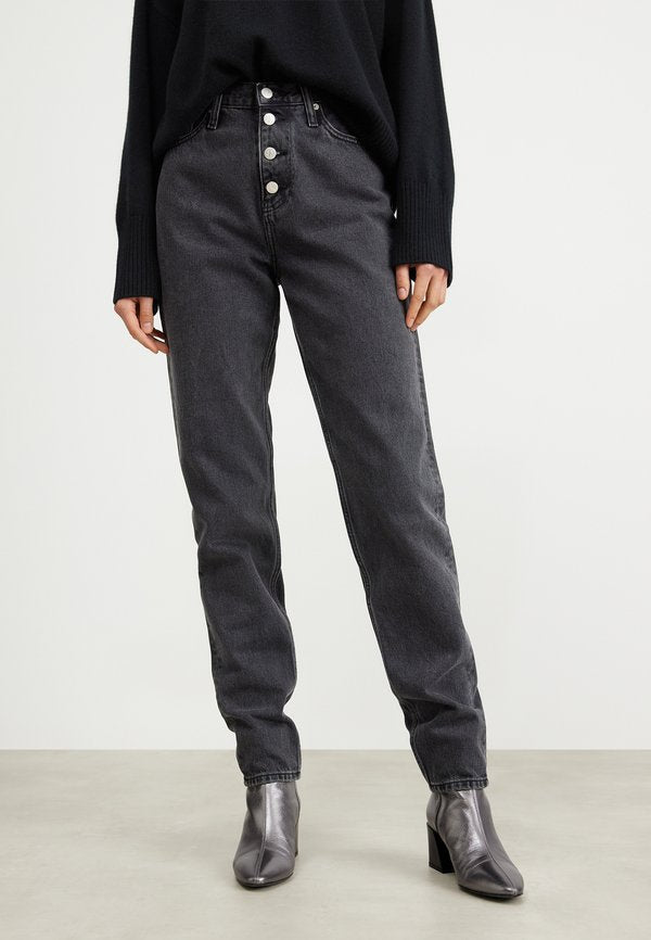 Calvin Klein Jeans MOM