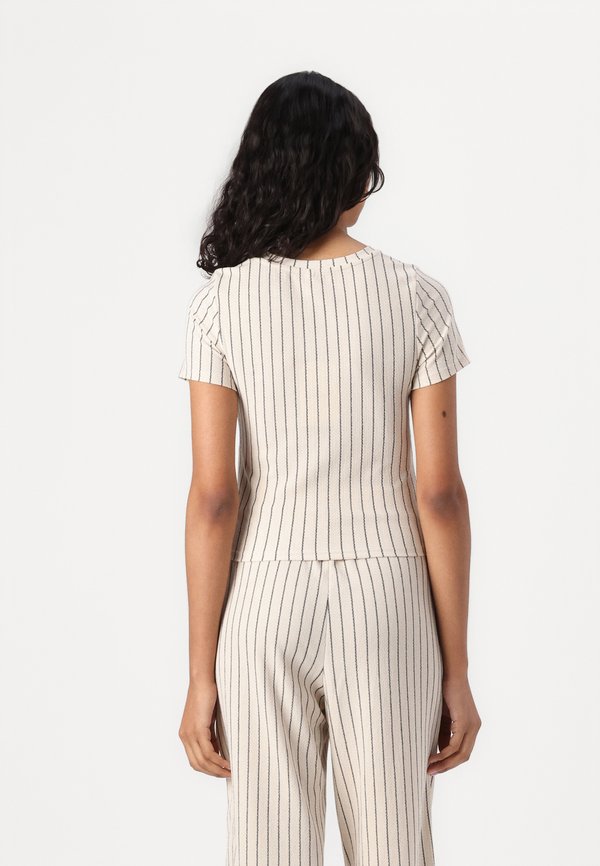 ONLY ONL30 BILL O NECK SHORT