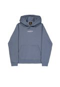 Blaues Hoodie aus weichem Stoff, mit einer Vordertasche, Kordelzugkapuze und "STUDIO EDITION" in Weiß auf der Brust bedruckt.