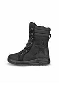 Schwarze Knöchelstiefel aus strukturiertem Kunstleder, mit gepolstertem Kragen, Sternakzent und Gummisohle. Sie verfügen über Schnürsenkel und ein wasserdichtes Design.