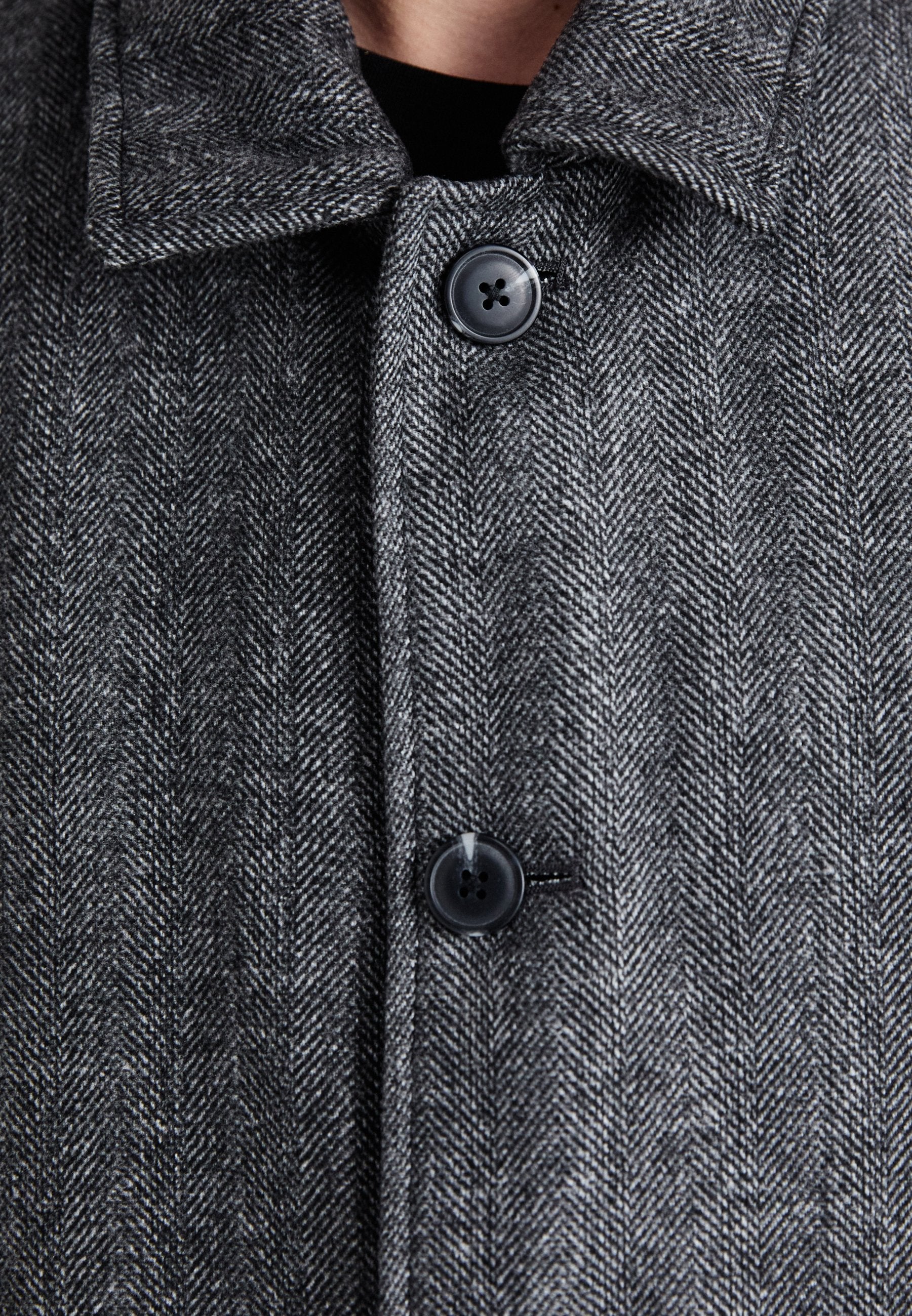 GAP COAT