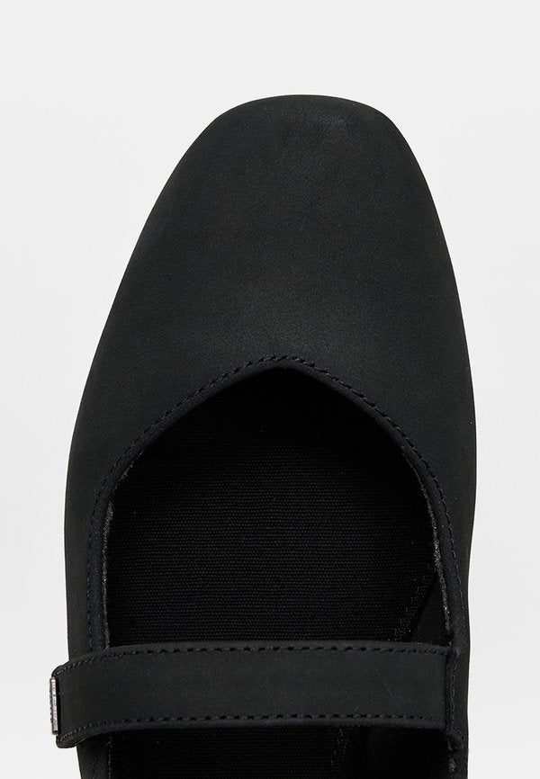 TOMS BIANCA
