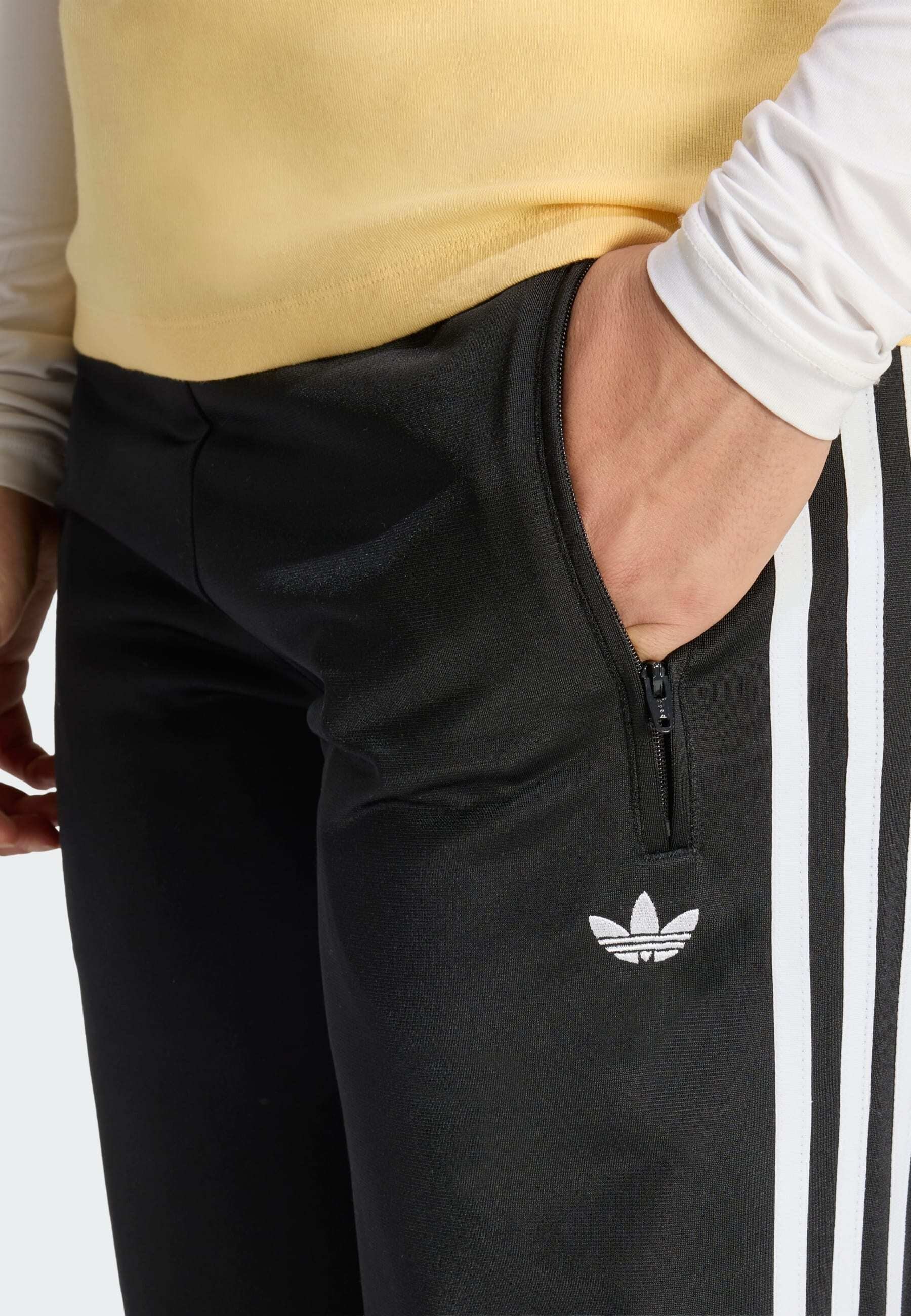 adidas Originals SMOCKED