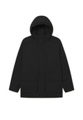 Schwarze, wasserdichte Parka-Jacke mit Kapuze, ausgestattet mit einem Frontreißverschluss, zwei großen Fronttaschen und einem einfachen, minimalistischen Design.
