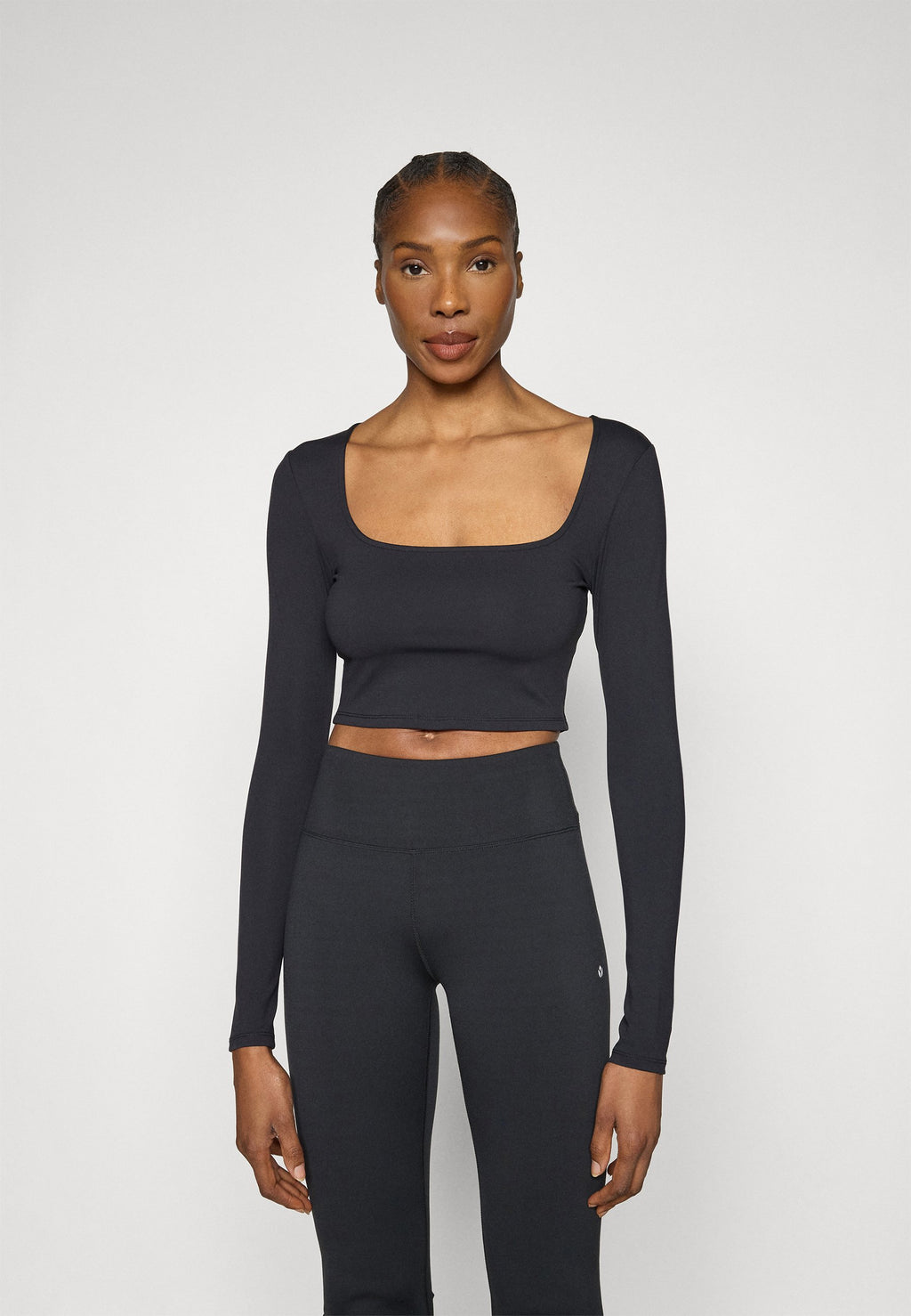 Even&Odd active CROPPED SQUARE NECK LONG SLEEVE TOP