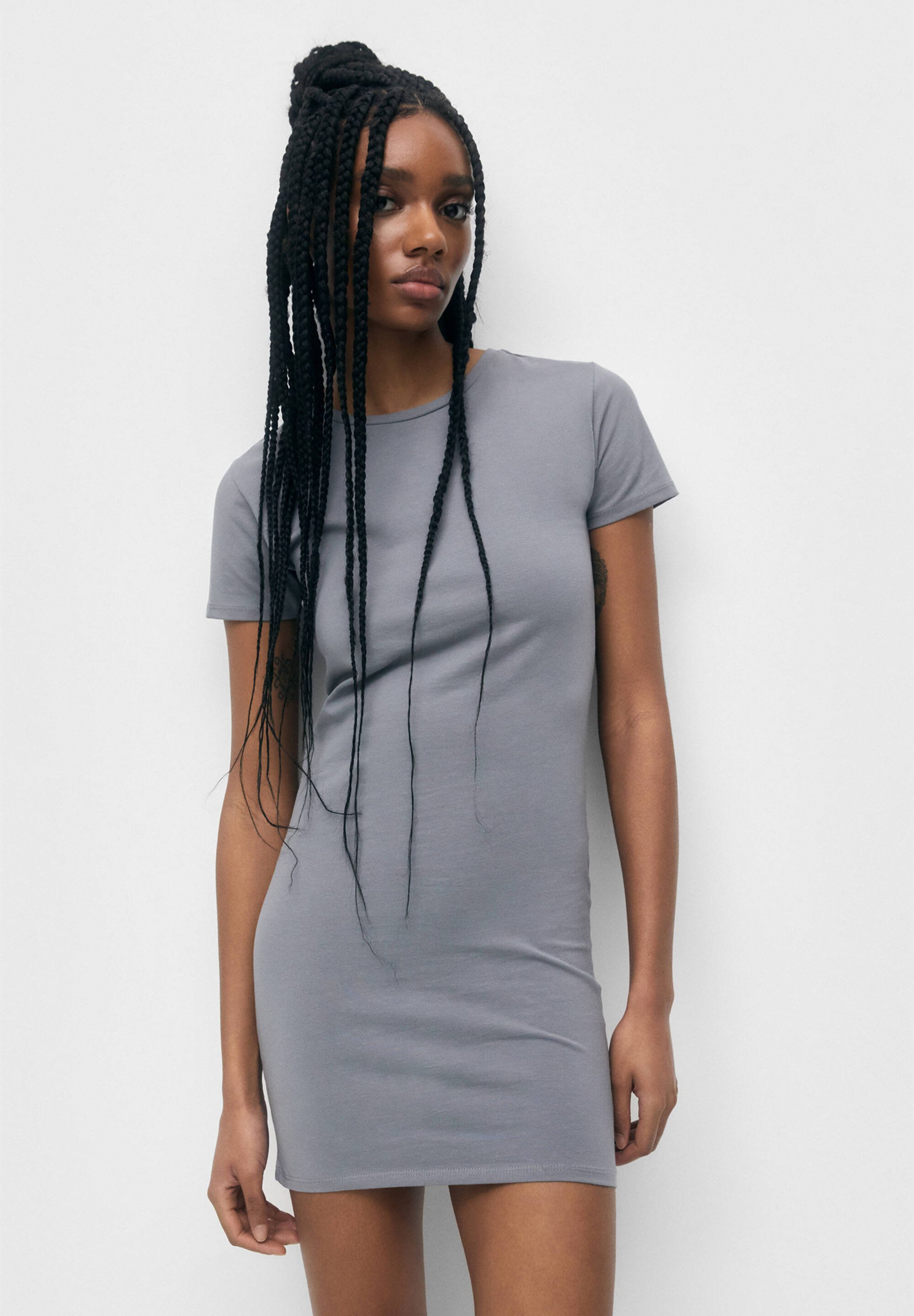 PULL&BEAR SHORT ROUND NECK