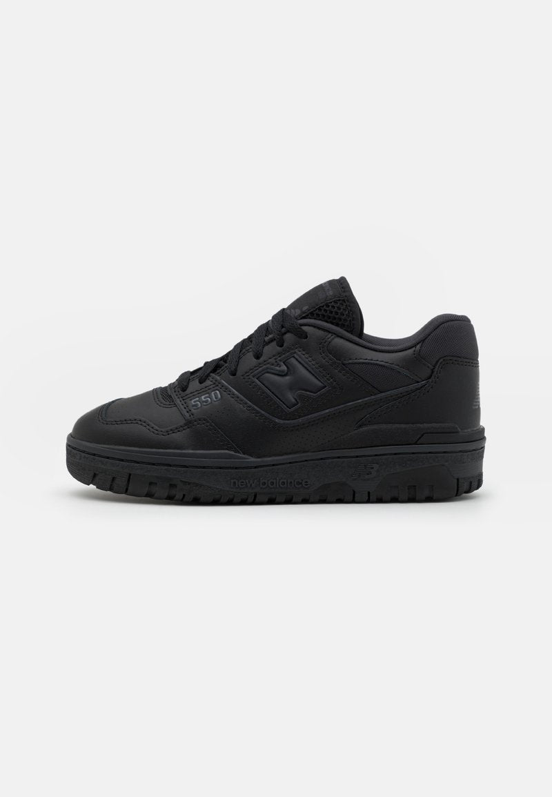 550 UNISEX Media 1