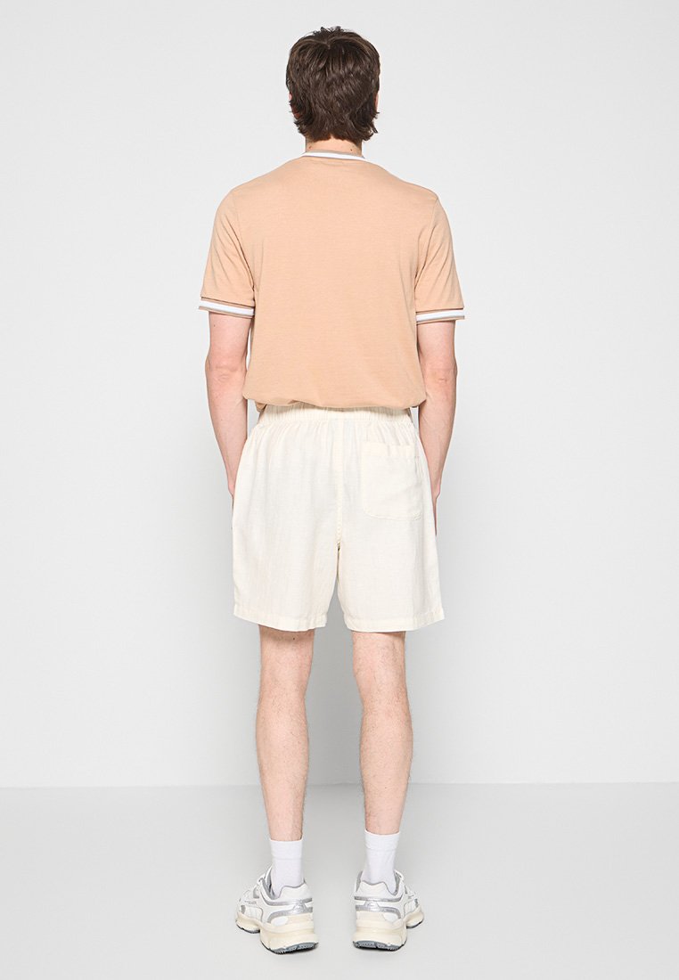 Lyle & Scott