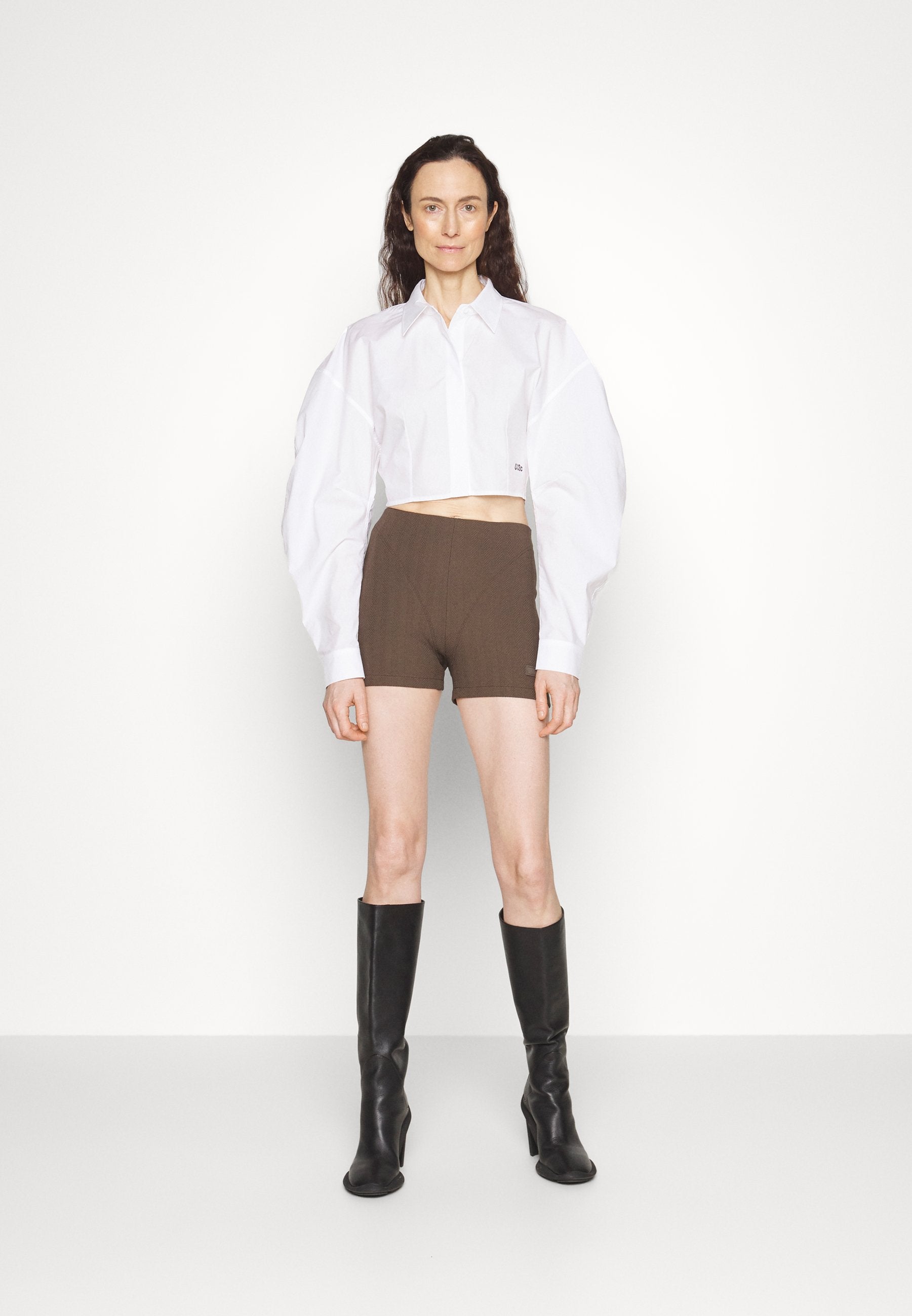 032c TRAPEZE STRETCH SUITING