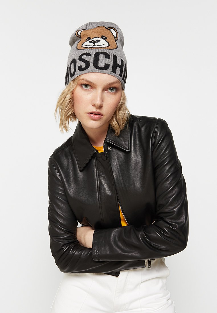 MOSCHINO