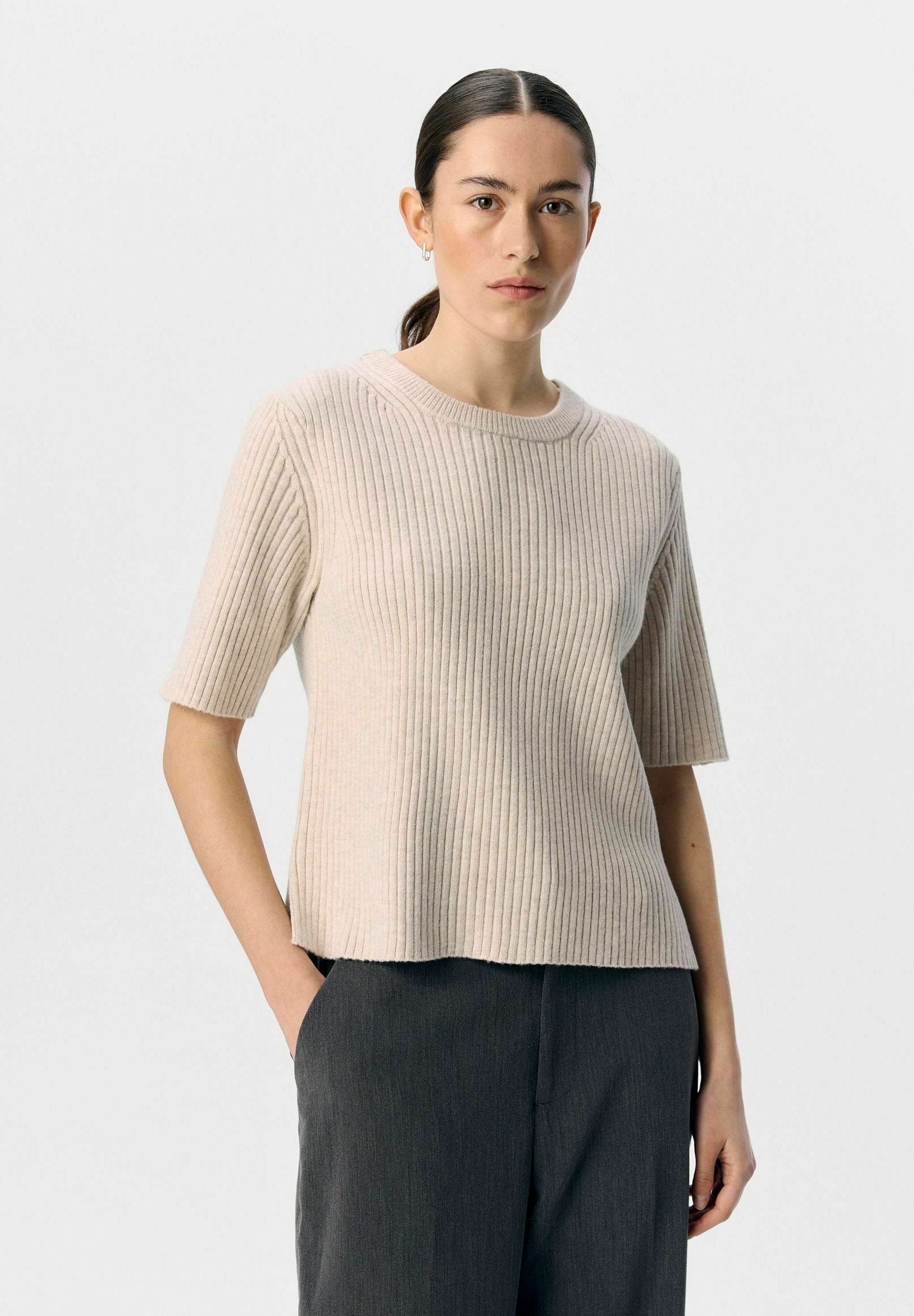 Object Knitted Ribbed