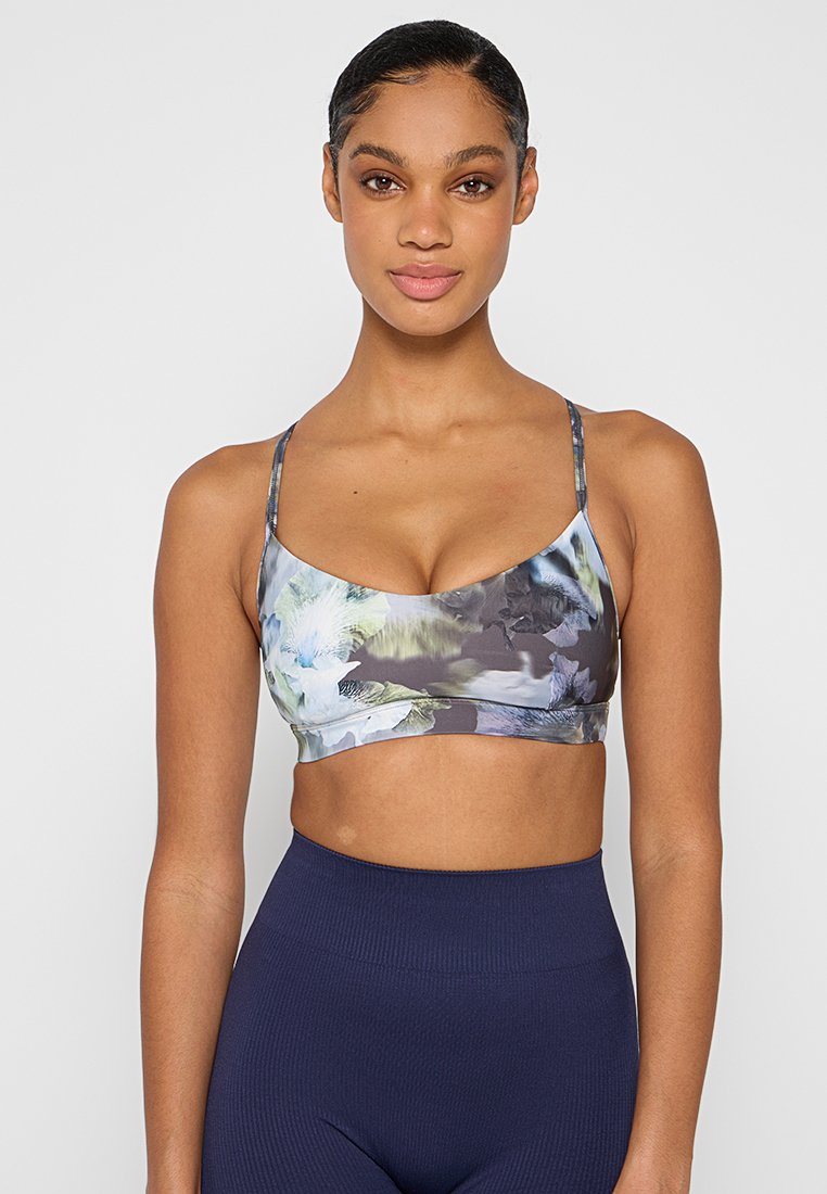 Hunkemöller