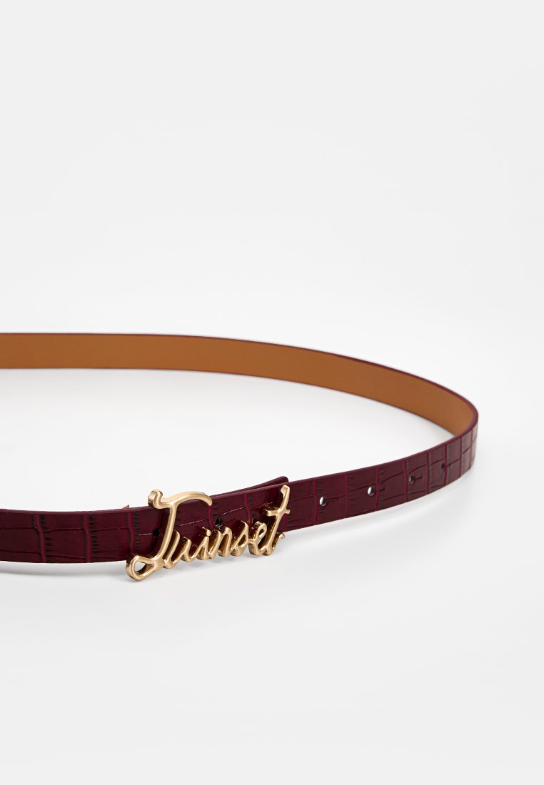 TWINSET