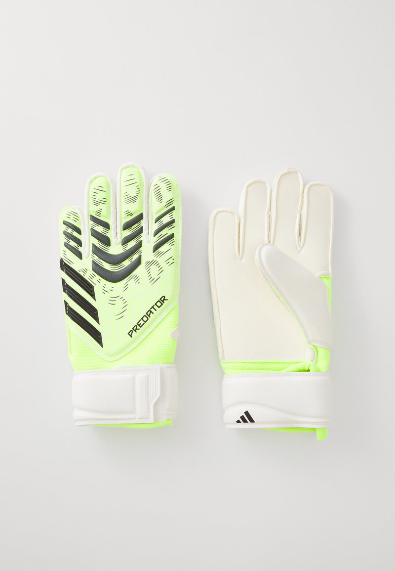 PREDATOR GLOVE MATCH Media 1