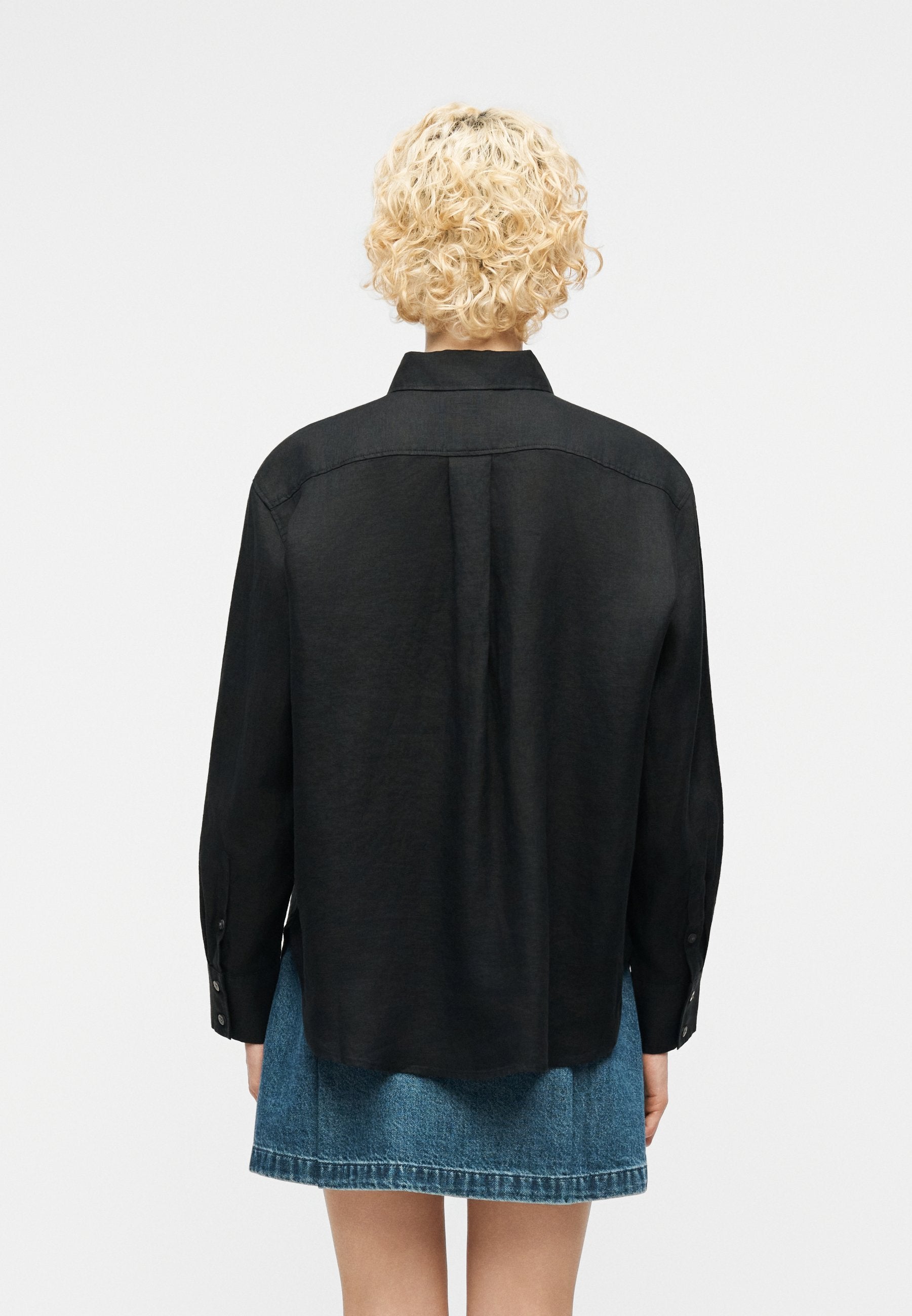 GAP THE RELAXED SHIRT
