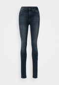 Schlank geschnittene Jeans aus dunklem Denim. Hohe Taille mit einem Fünf-Taschen-Design, das eine dezente, ausgewaschene Optik und einen vorderen Metallknopfverschluss aufweist.