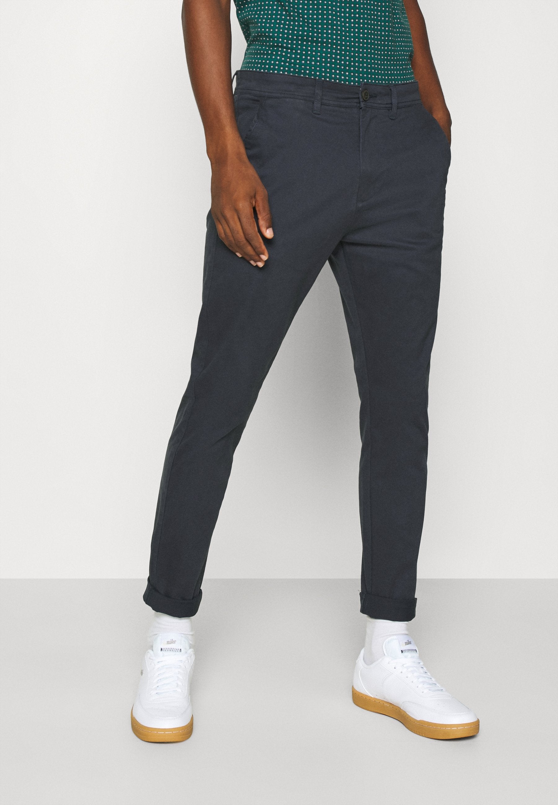 SDJIM REGULAR FIT Media 3