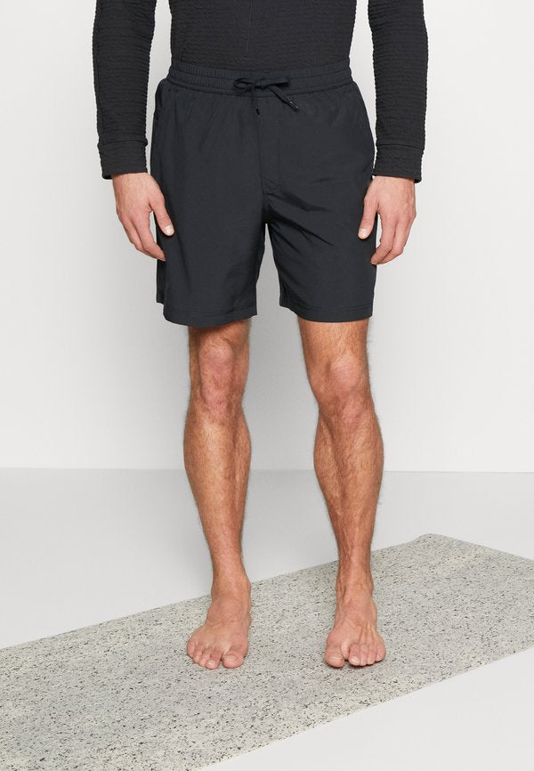 Nike Performance FORM SHORT - Sports shorts - black