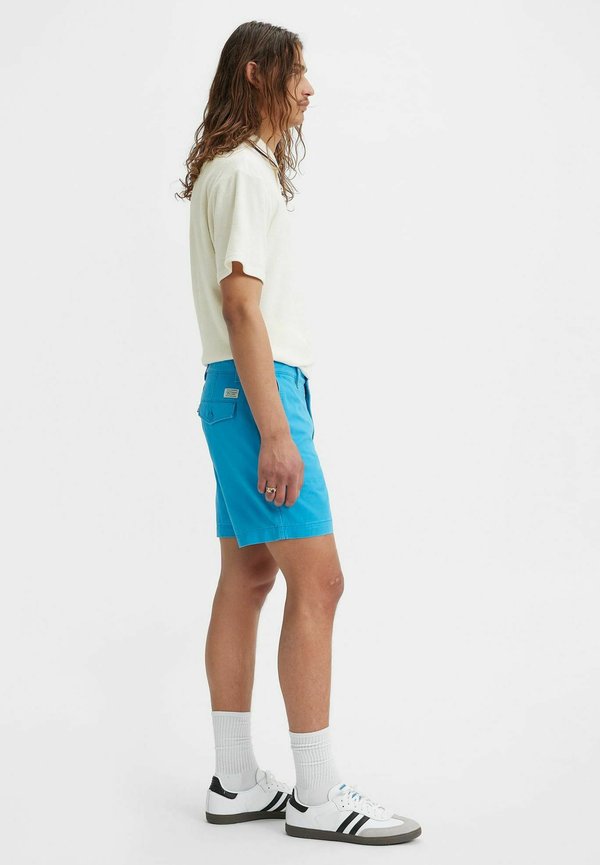 Levi's® AUTHENTIC II GARNET ROSE