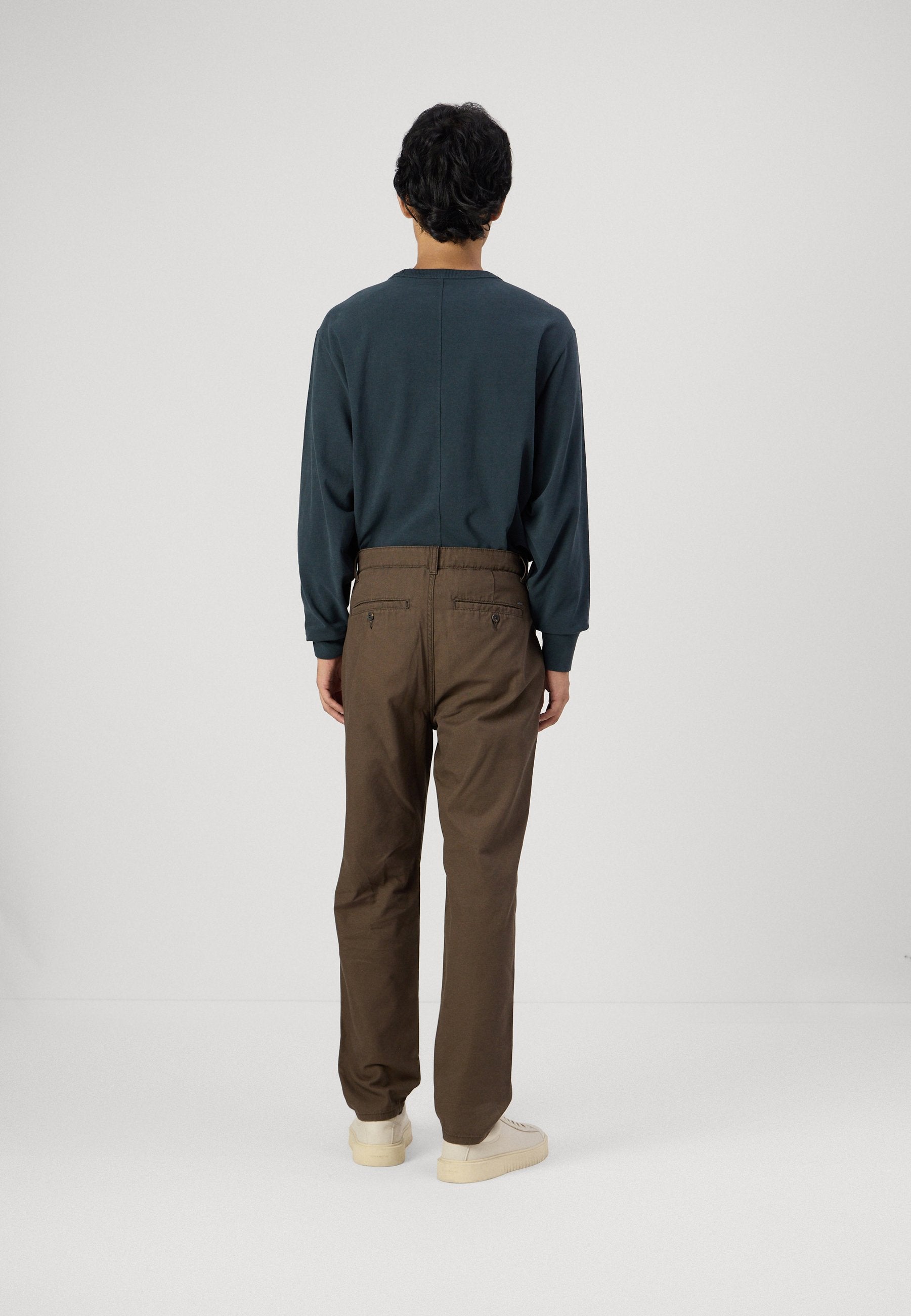 ONSLOU TAPER PANT Media 4