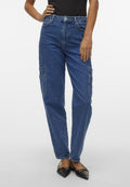 Vero Moda VMAVIVA HR MOM CARGO JEANS  - Relaxed fit jeans - medium-blue