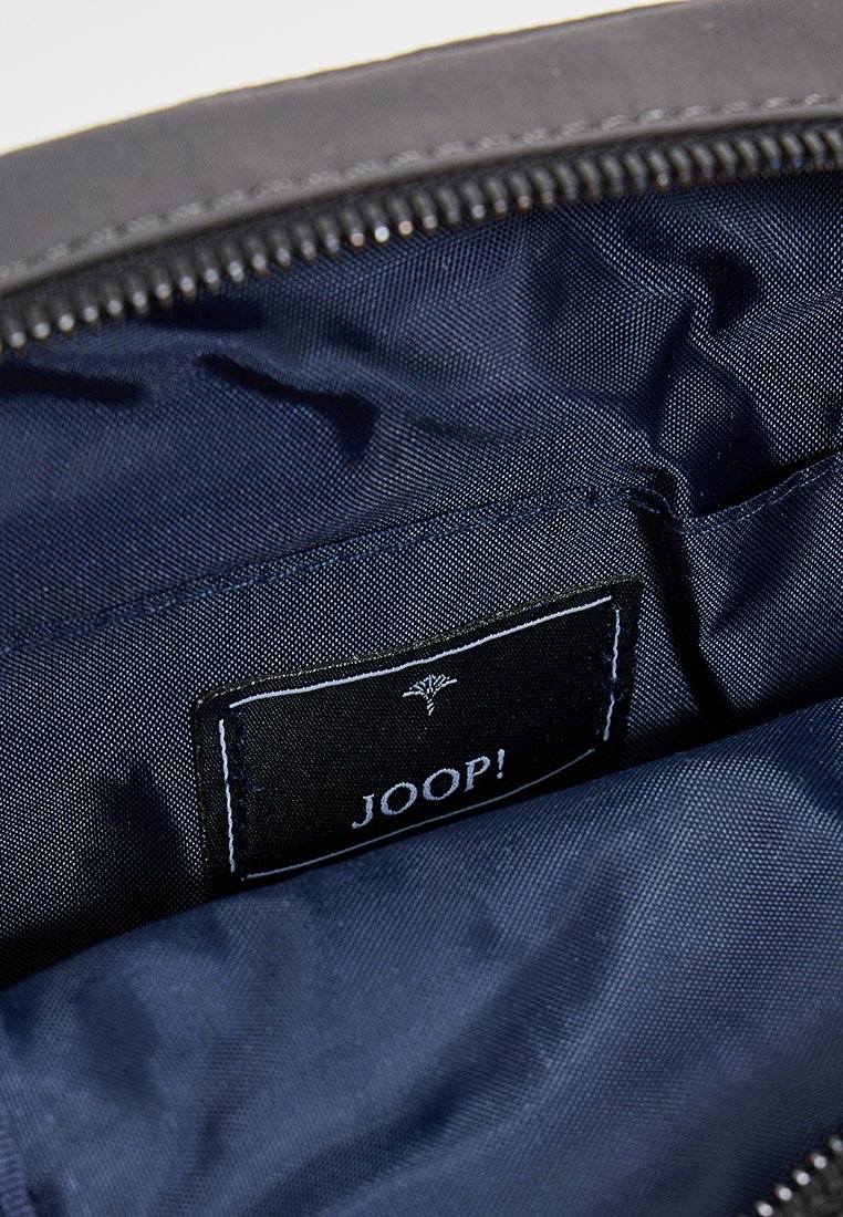 JOOP! NARNI RAFAEL