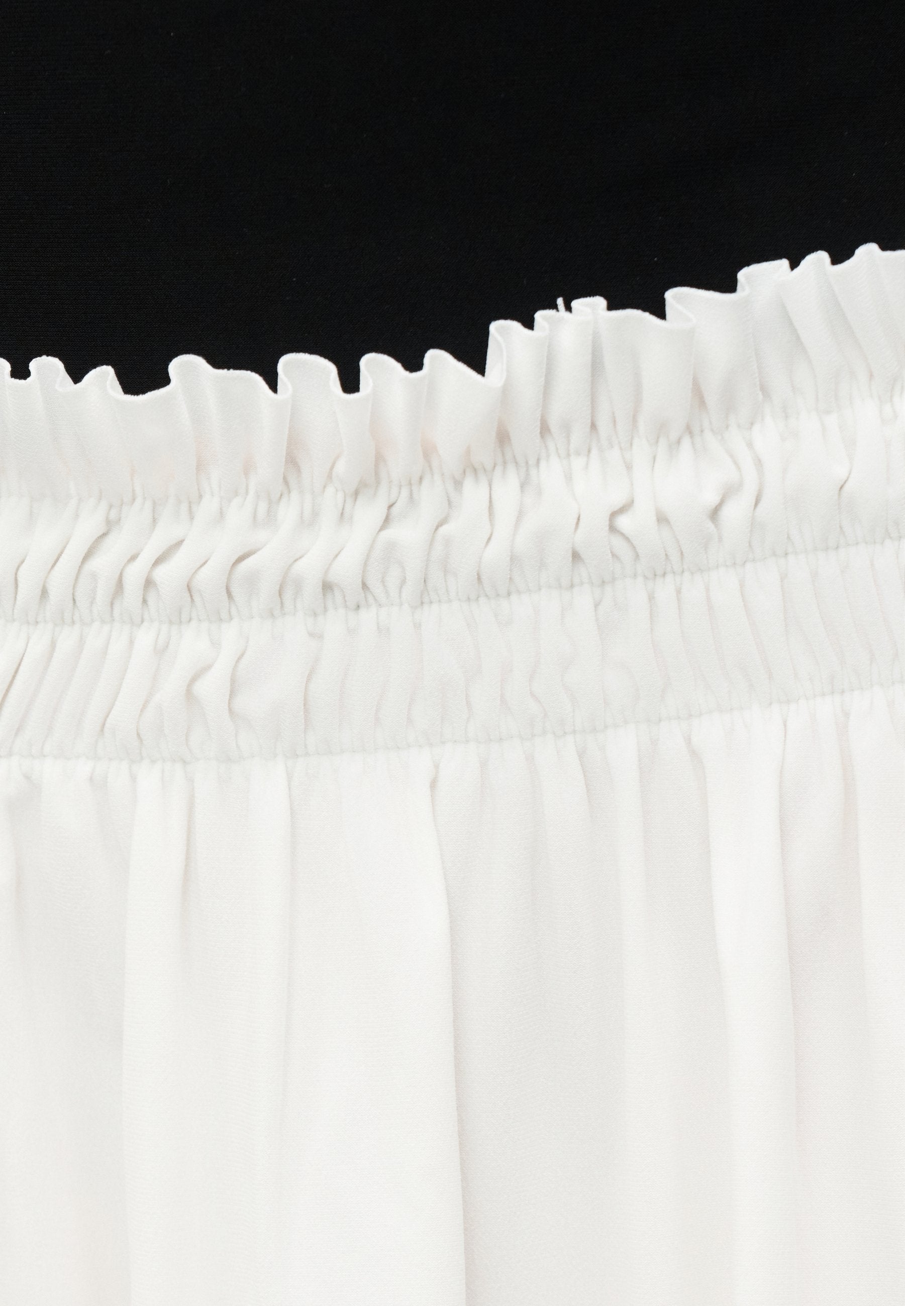 Norma Kamali HI LOW PEASANT SKIRT