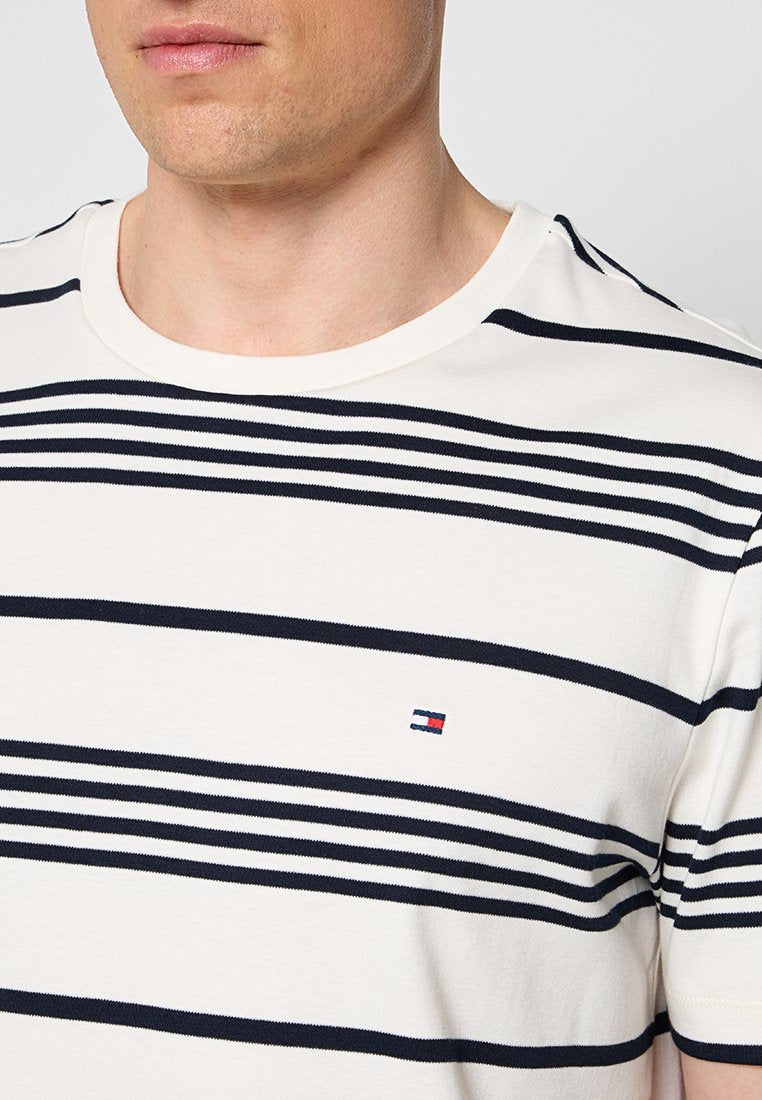 Tommy Hilfiger T-Shirt print Media 5