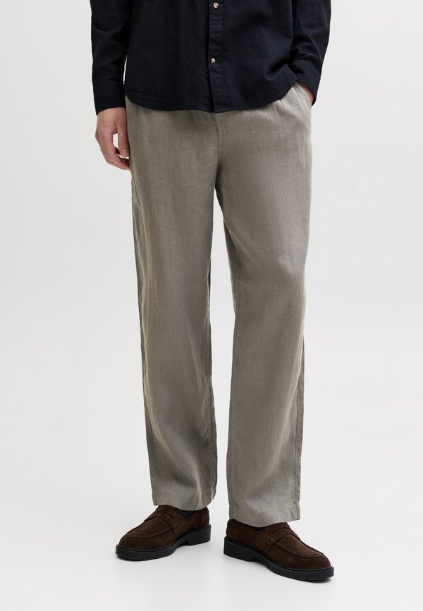 Jack & Jones Loose Fit - Trousers - smokey olive