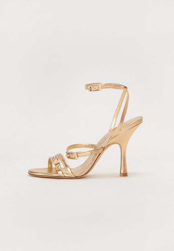 Stuart Weitzman GEORGIE 100