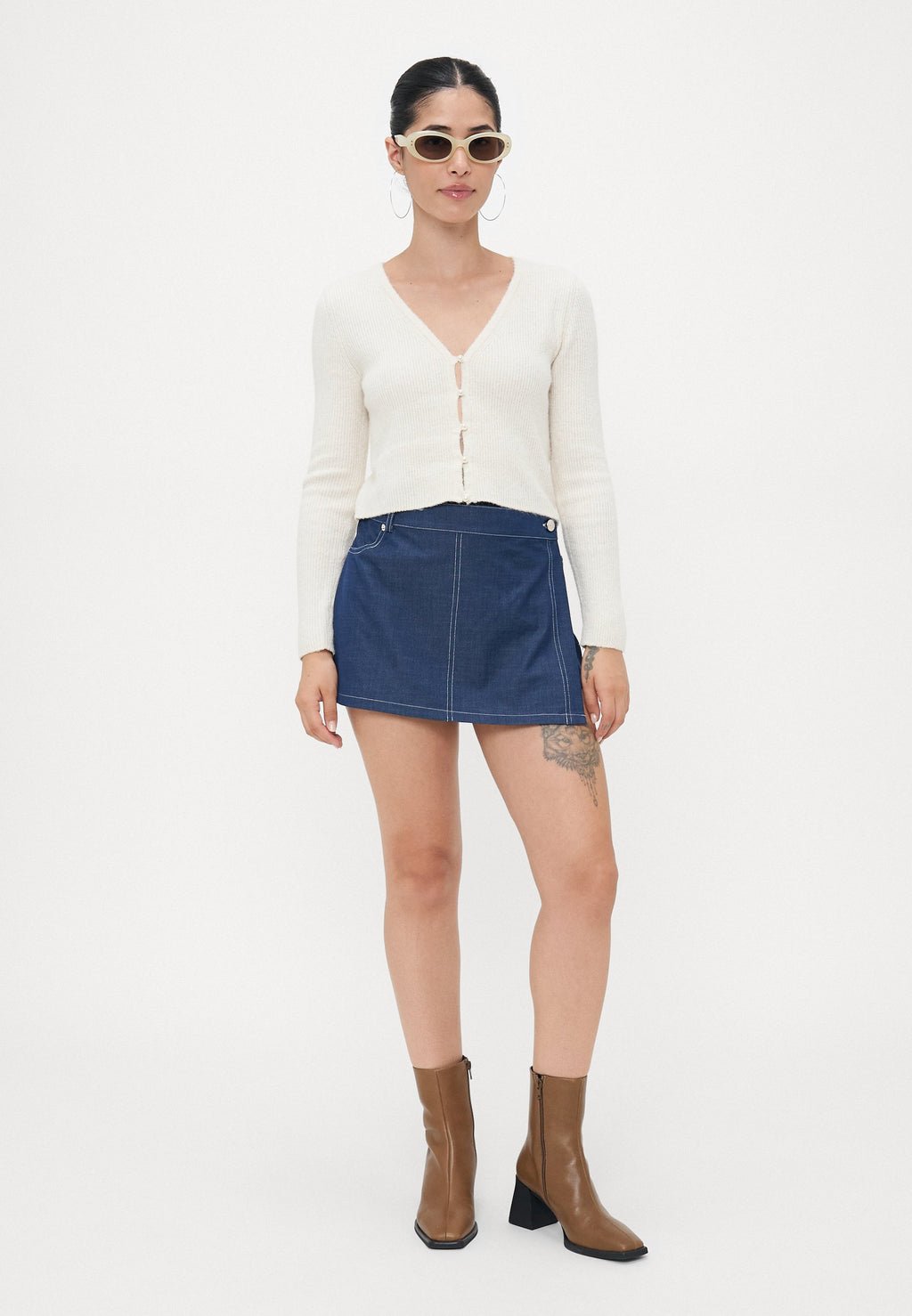 ONLJINA STITCH SKORT Media 2