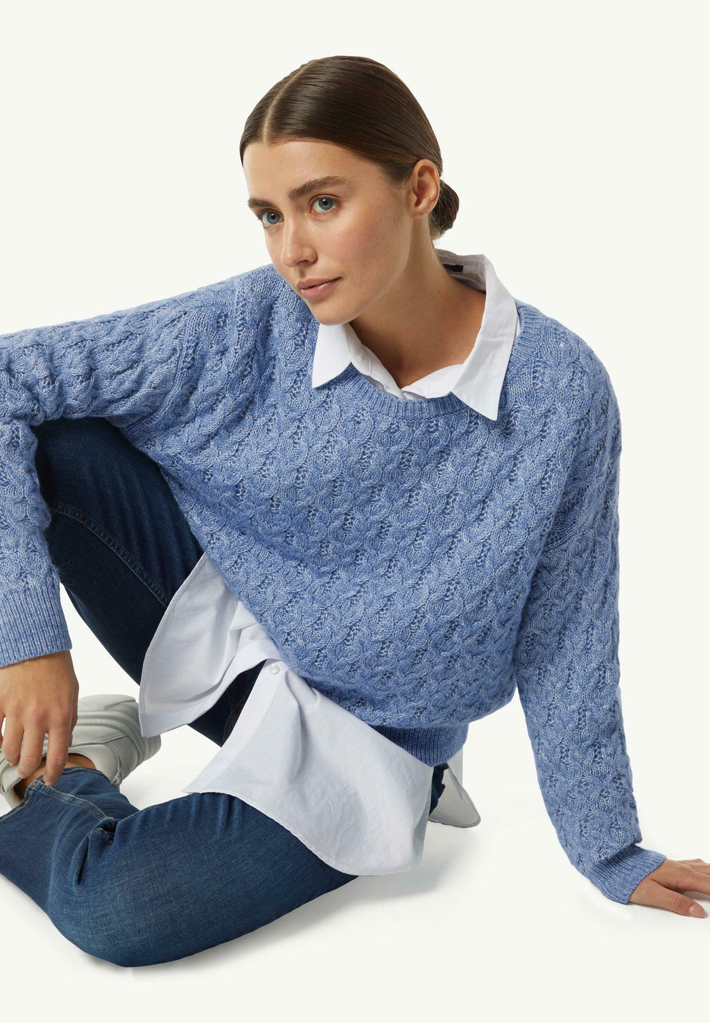 comma Strickpullover Media 4