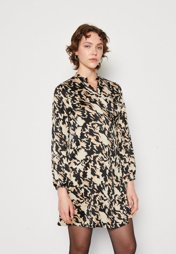 Vero Moda VMLILLIAN NORA SHORT WRAP DRESS