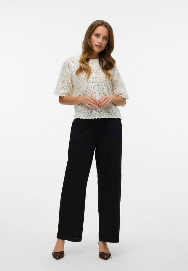 Vero Moda VMCAIA Mid waist - Trousers - black