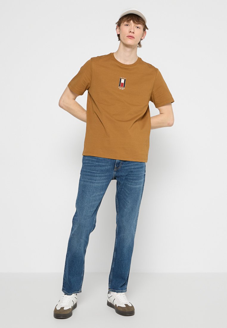 Tommy Hilfiger T-Shirt basic Media 2