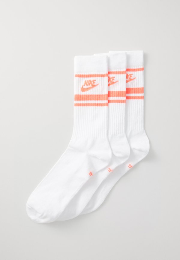 Nike Sportswear EVERYDAY ESSENTIAL CREW STRIPES UNISEX 3 PACK - Socks - white/hot punch