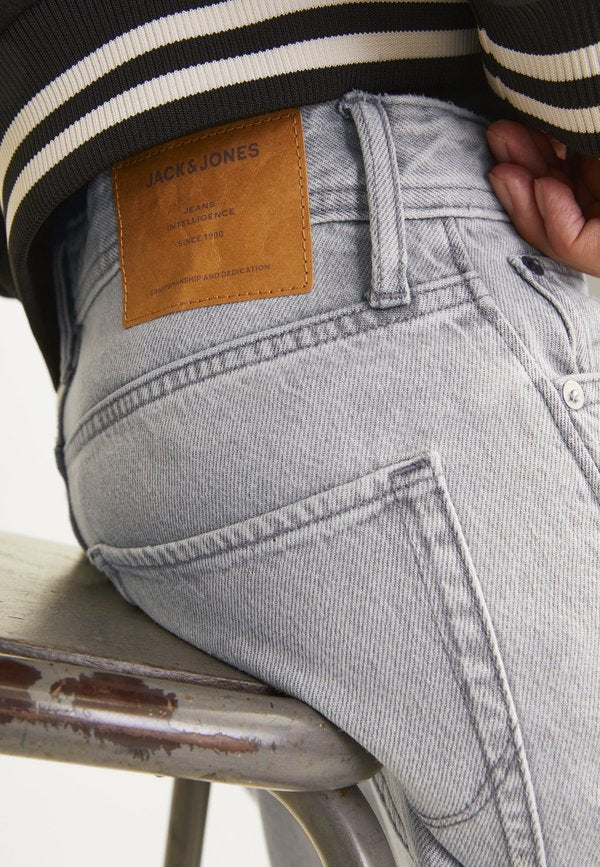 Jack & Jones Relaxed Fit JJICHRIS JJORIGINAL SBD 021 LN