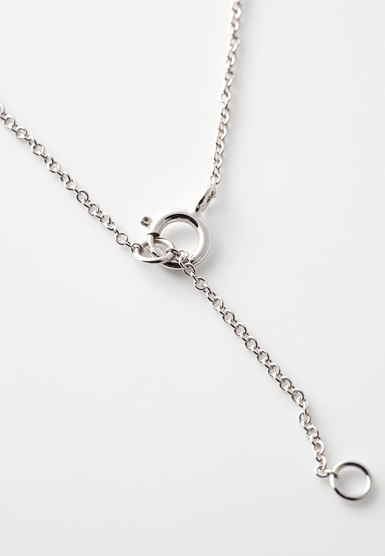Le Diamantaire 0.07 CT DIAMOND