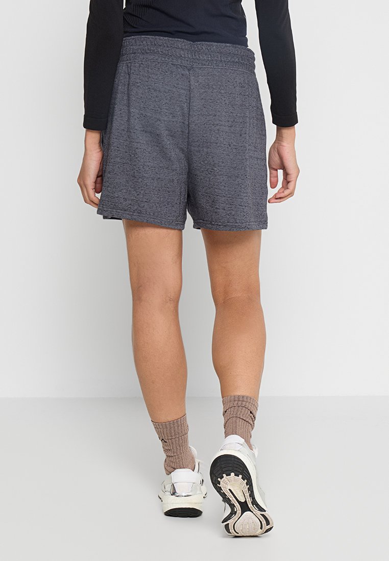 Under Armour RIVAL