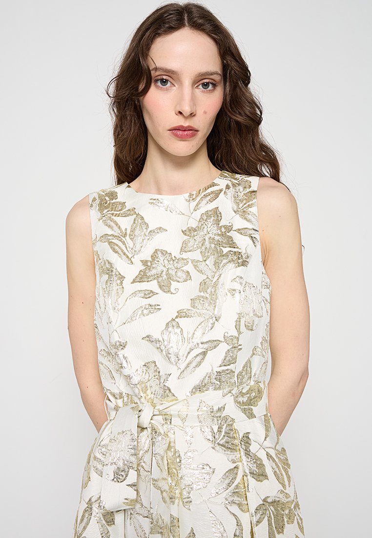 Apart Glamour
