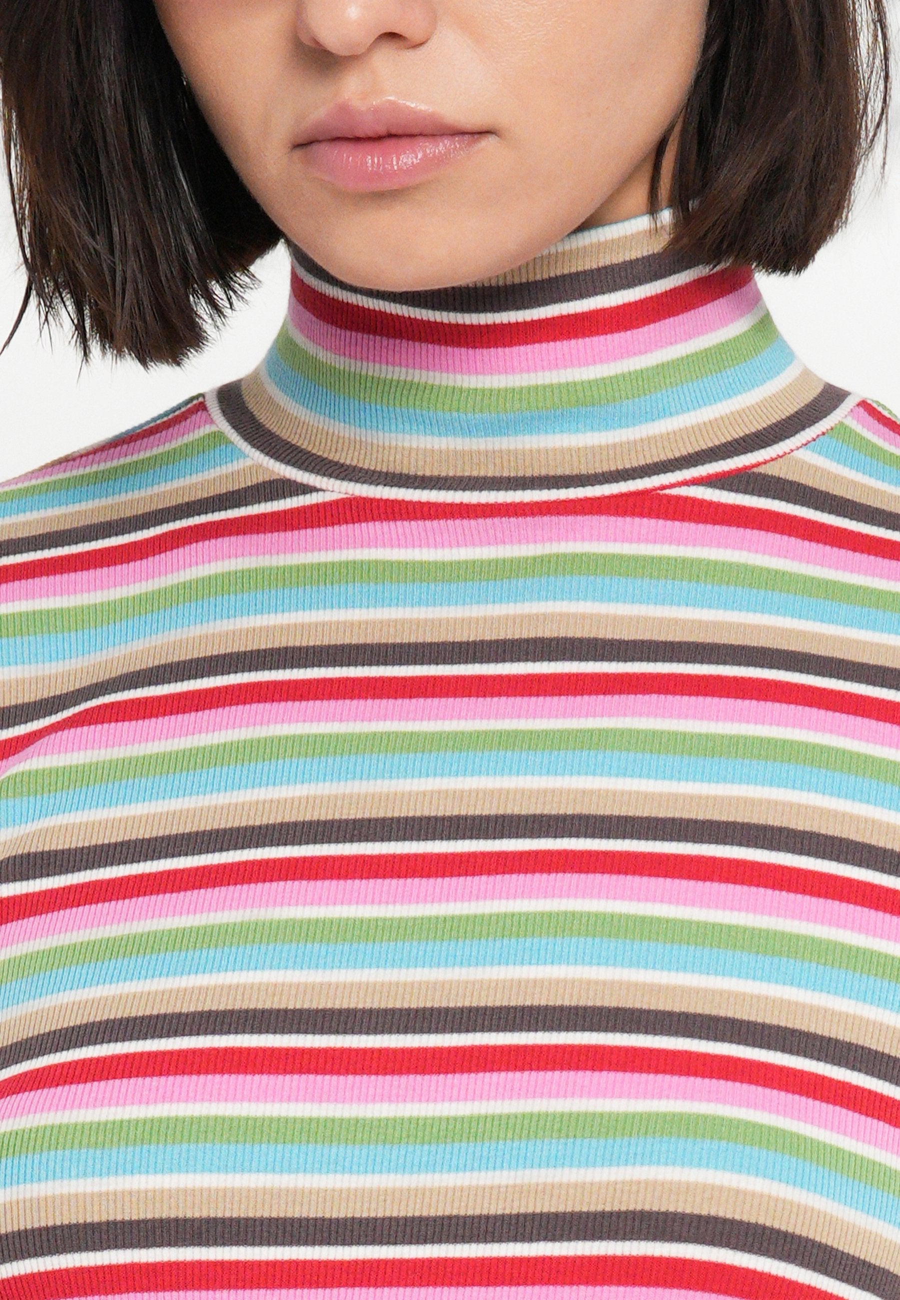 GAP BRUSHED T NECK