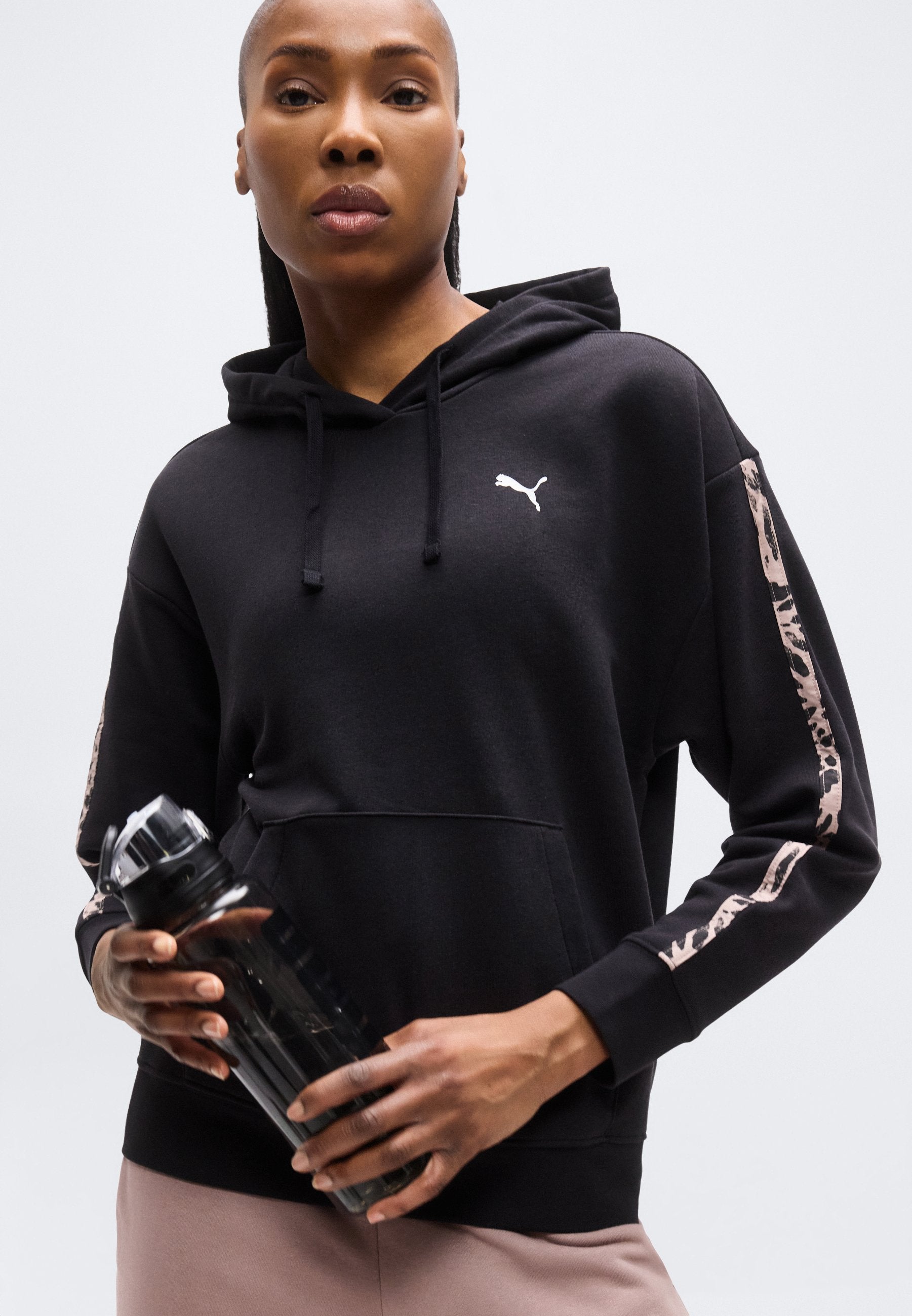 Puma GRAPHIC ANIMAL COMFORT HOODIE