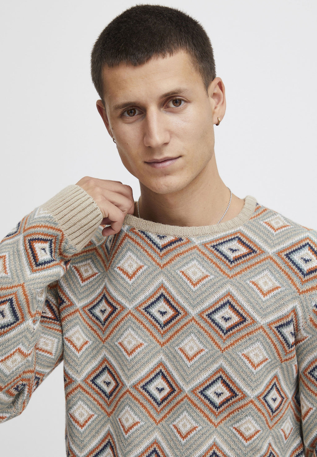 BHPULLOVER Media 5