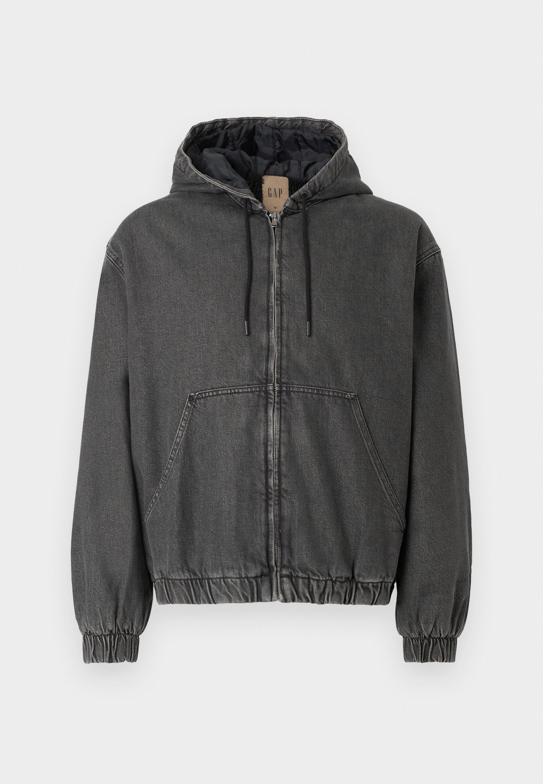 Grau denim Kapuzenjacke mit Reißverschluss, elastischen Bündchen und Saum. Verfügt über große Fronttaschen und ein gestepptes Innenfutter.